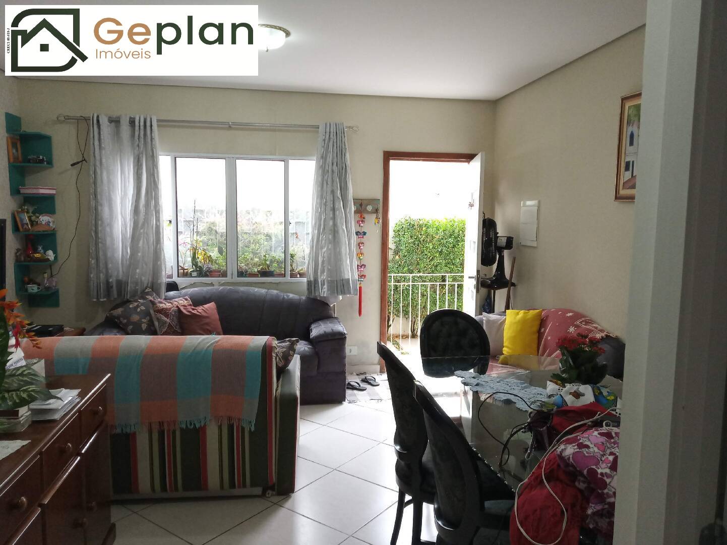 Casa à venda com 2 quartos, 80m² - Foto 2