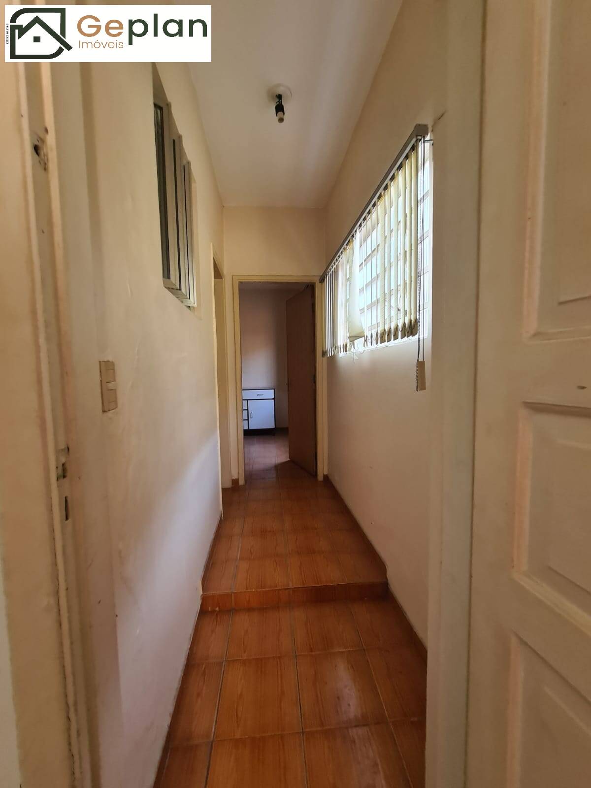 Casa à venda com 4 quartos, 300m² - Foto 6