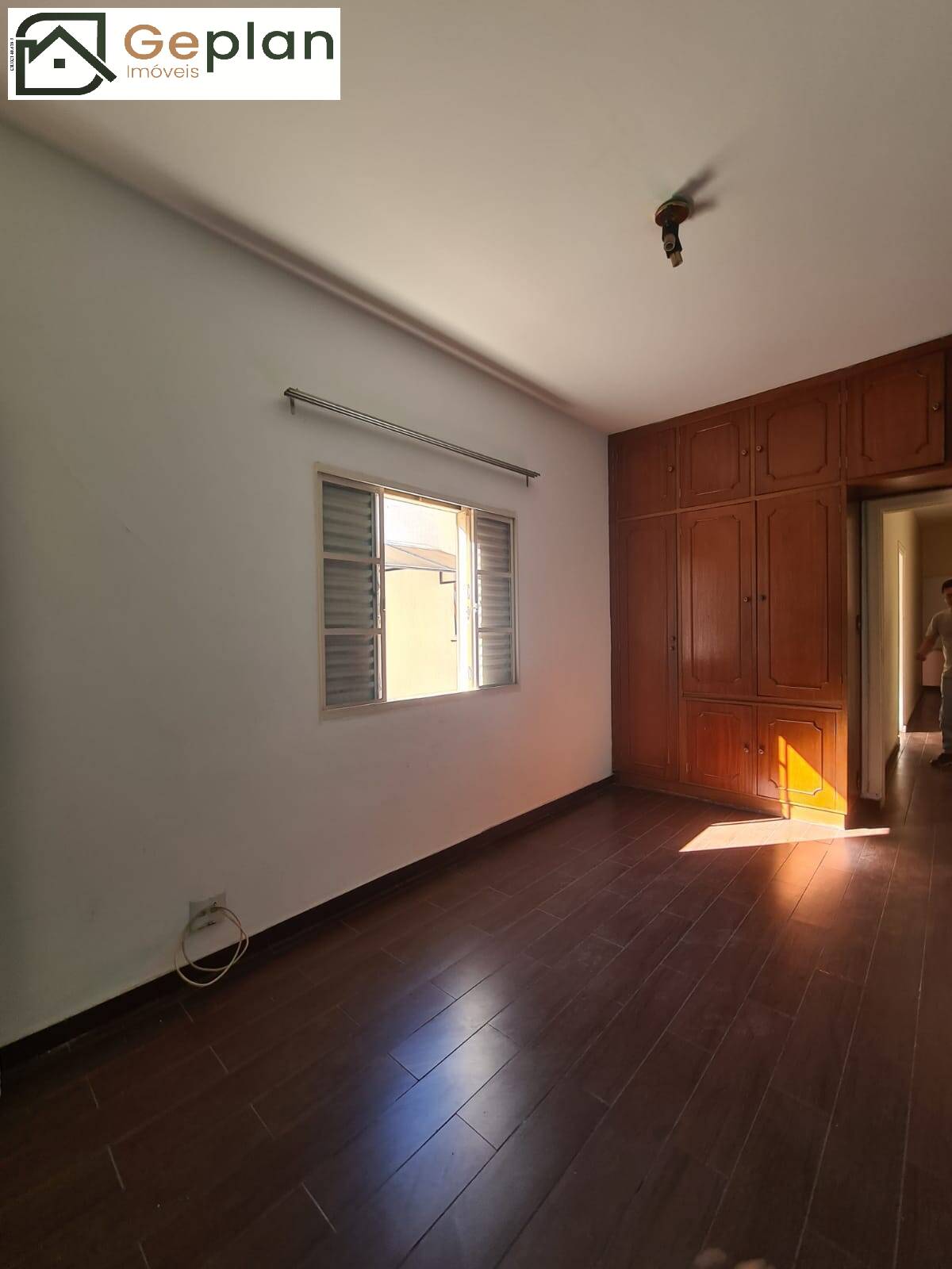 Casa à venda com 4 quartos, 300m² - Foto 5