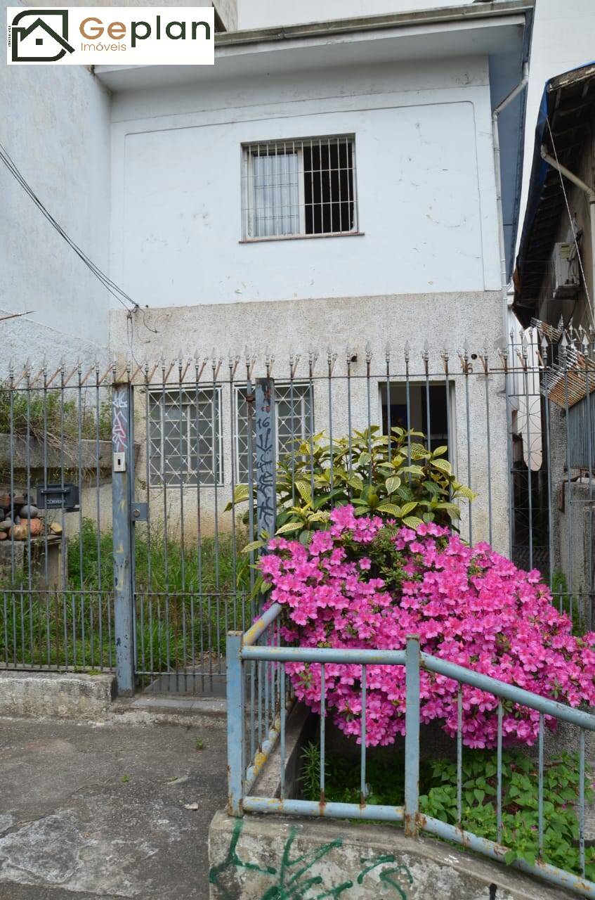 Casa à venda com 4 quartos, 200m² - Foto 15