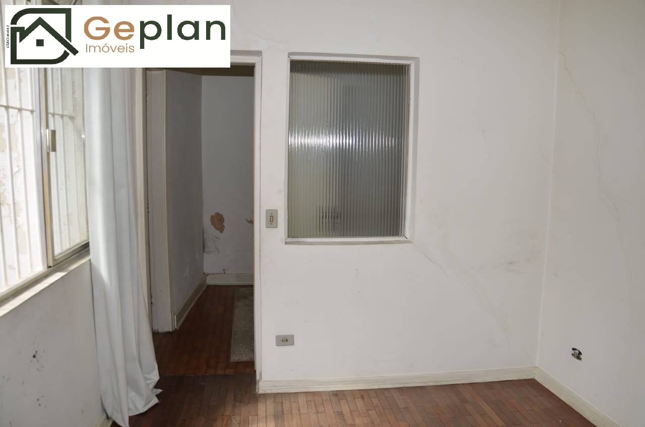 Casa à venda com 4 quartos, 200m² - Foto 18