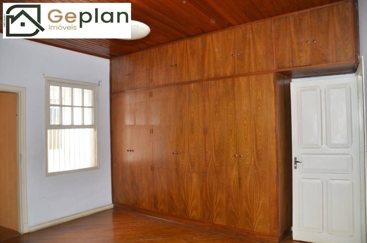 Casa à venda com 4 quartos, 200m² - Foto 25