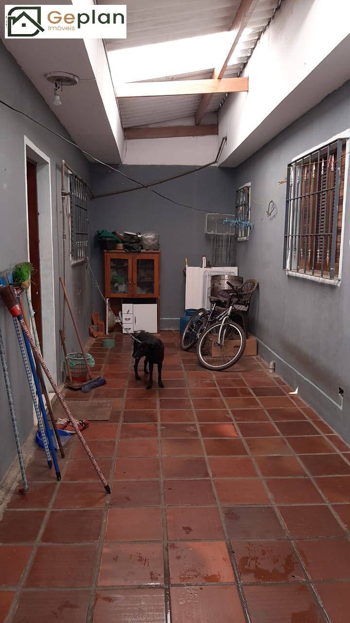 Casa à venda com 3 quartos, 160m² - Foto 18