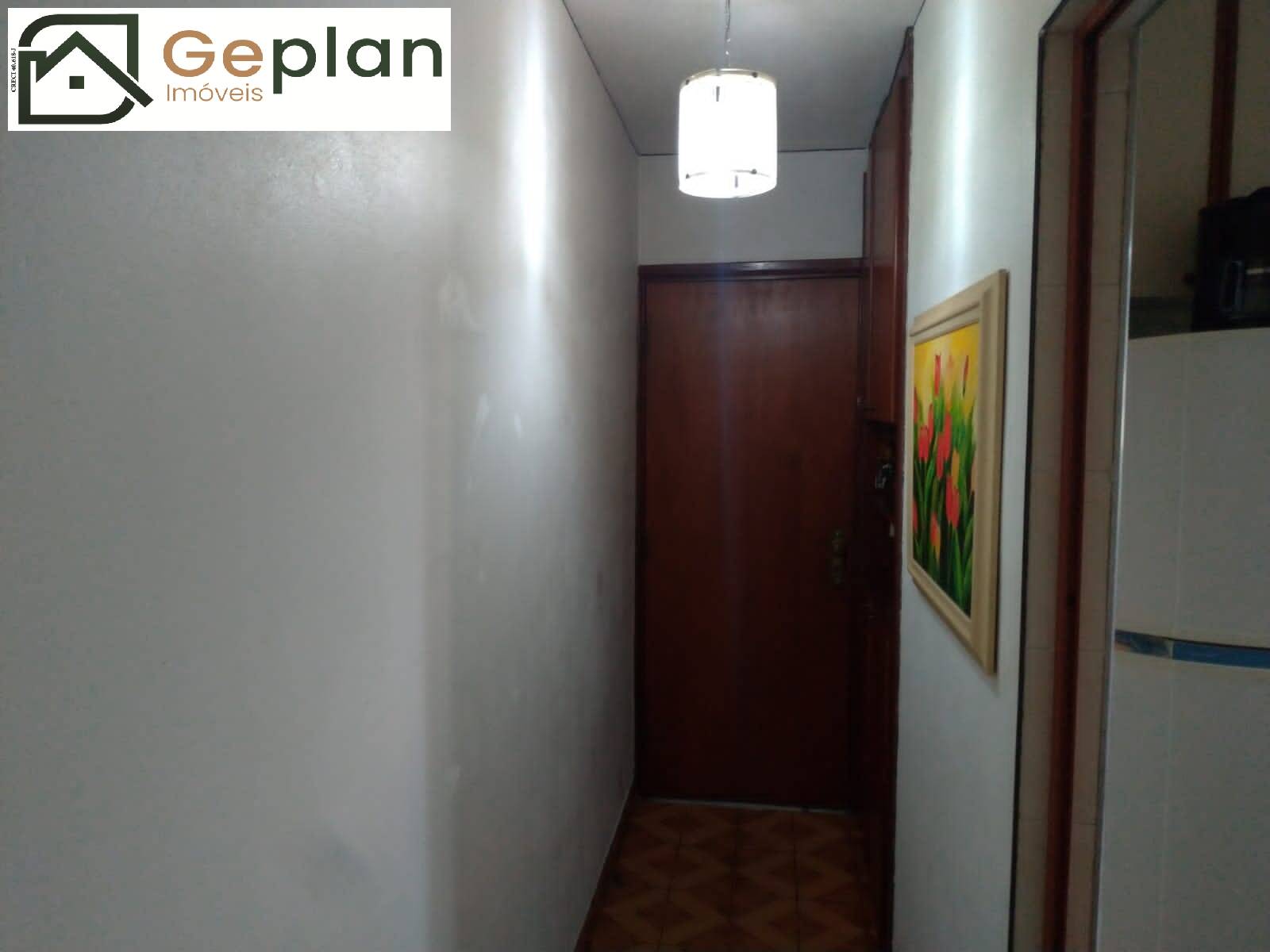 Apartamento à venda com 2 quartos, 61m² - Foto 2