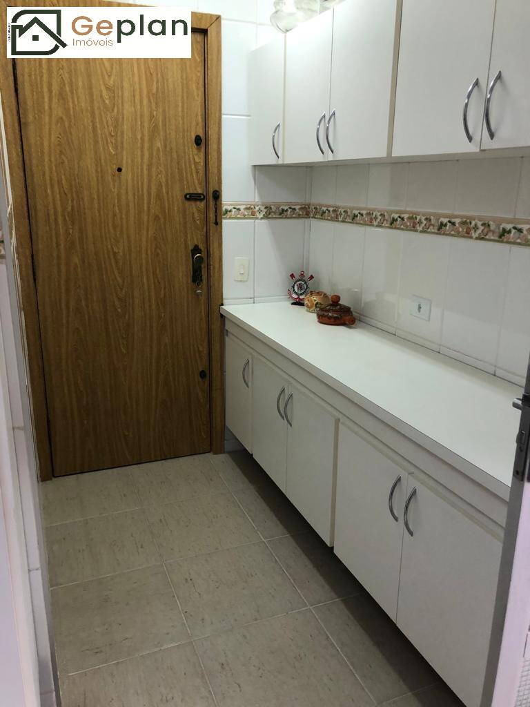 Apartamento à venda com 3 quartos, 135m² - Foto 24