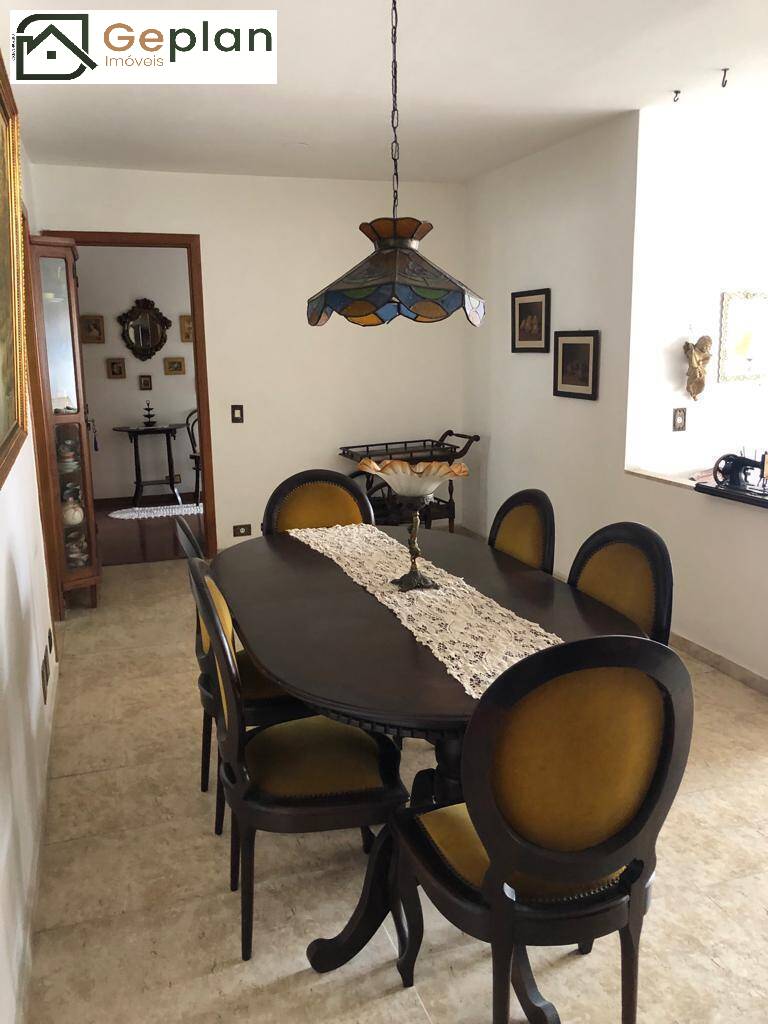 Apartamento à venda com 3 quartos, 135m² - Foto 25