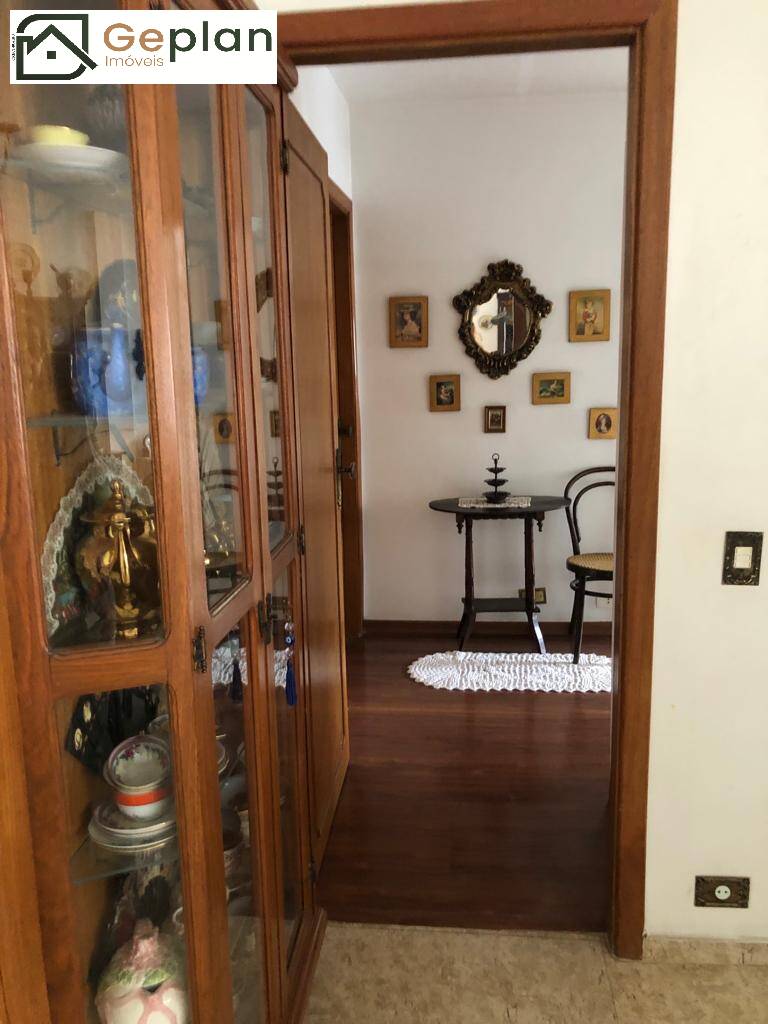 Apartamento à venda com 3 quartos, 135m² - Foto 26