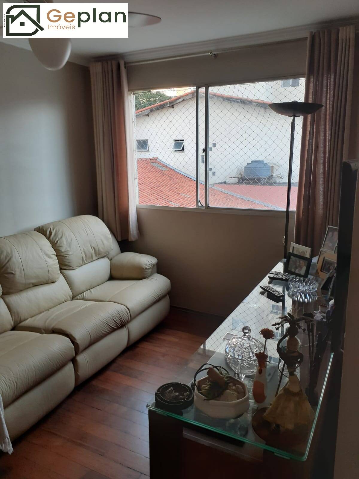 Apartamento à venda com 2 quartos, 68m² - Foto 3