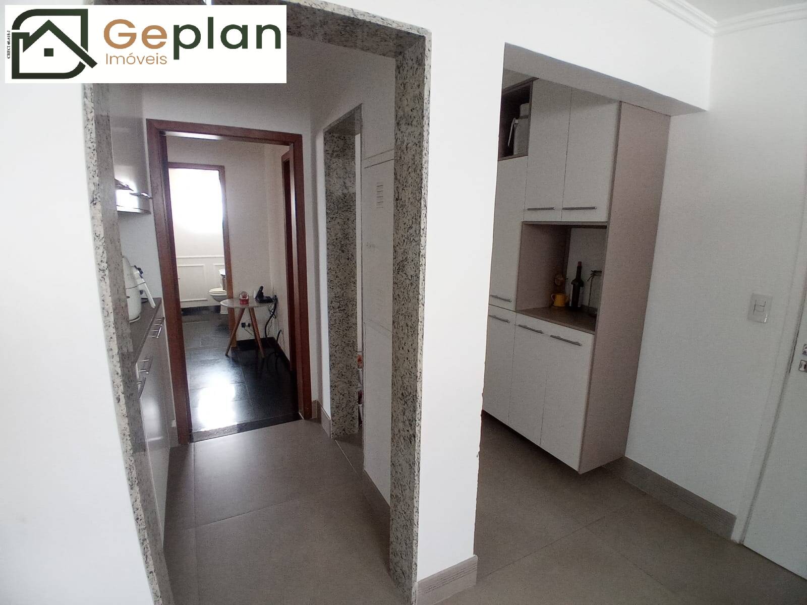 Apartamento à venda com 3 quartos, 200m² - Foto 18