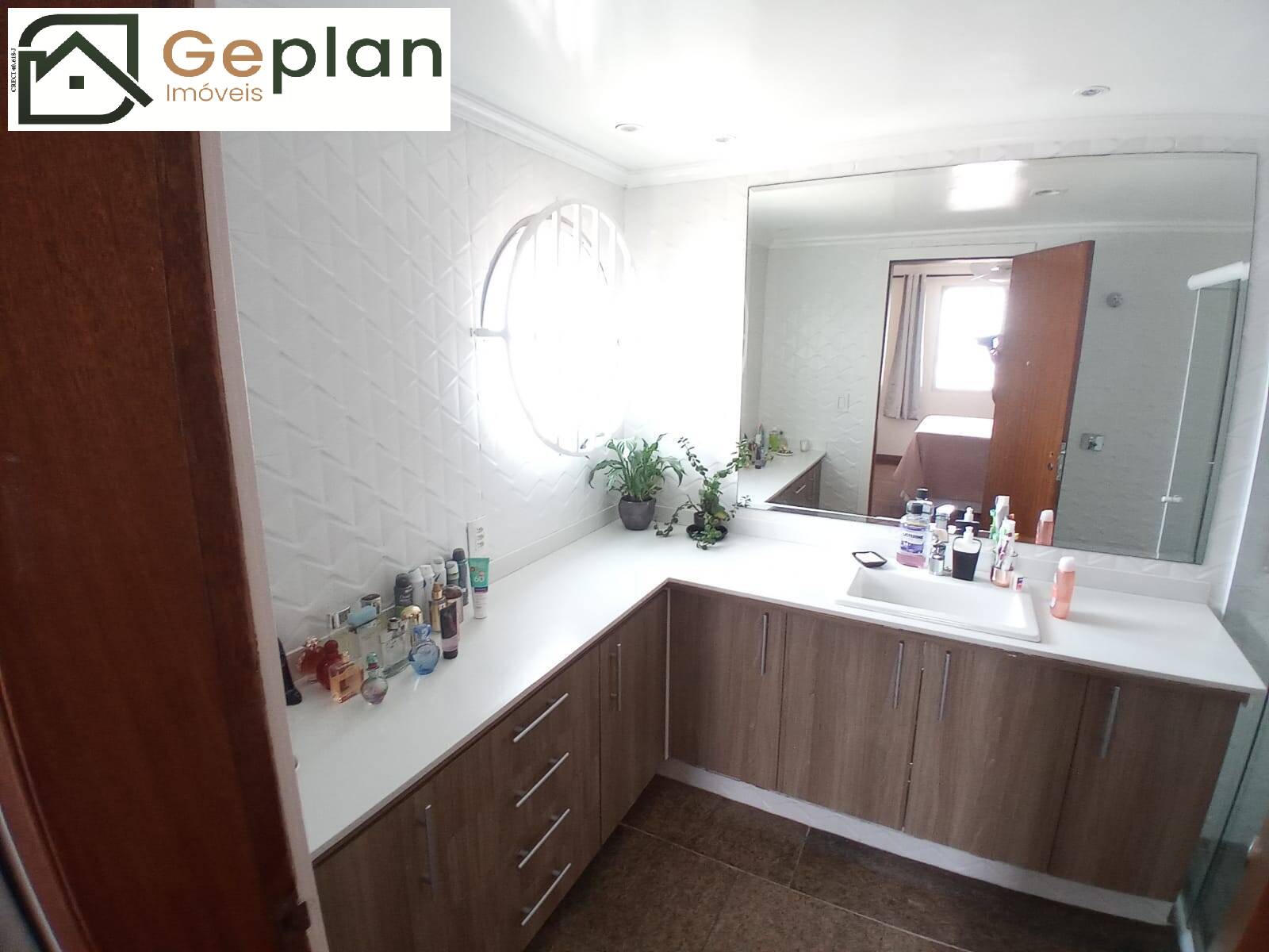 Apartamento à venda com 3 quartos, 200m² - Foto 44