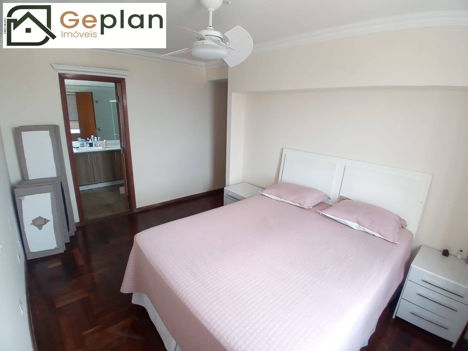 Apartamento à venda com 3 quartos, 200m² - Foto 47