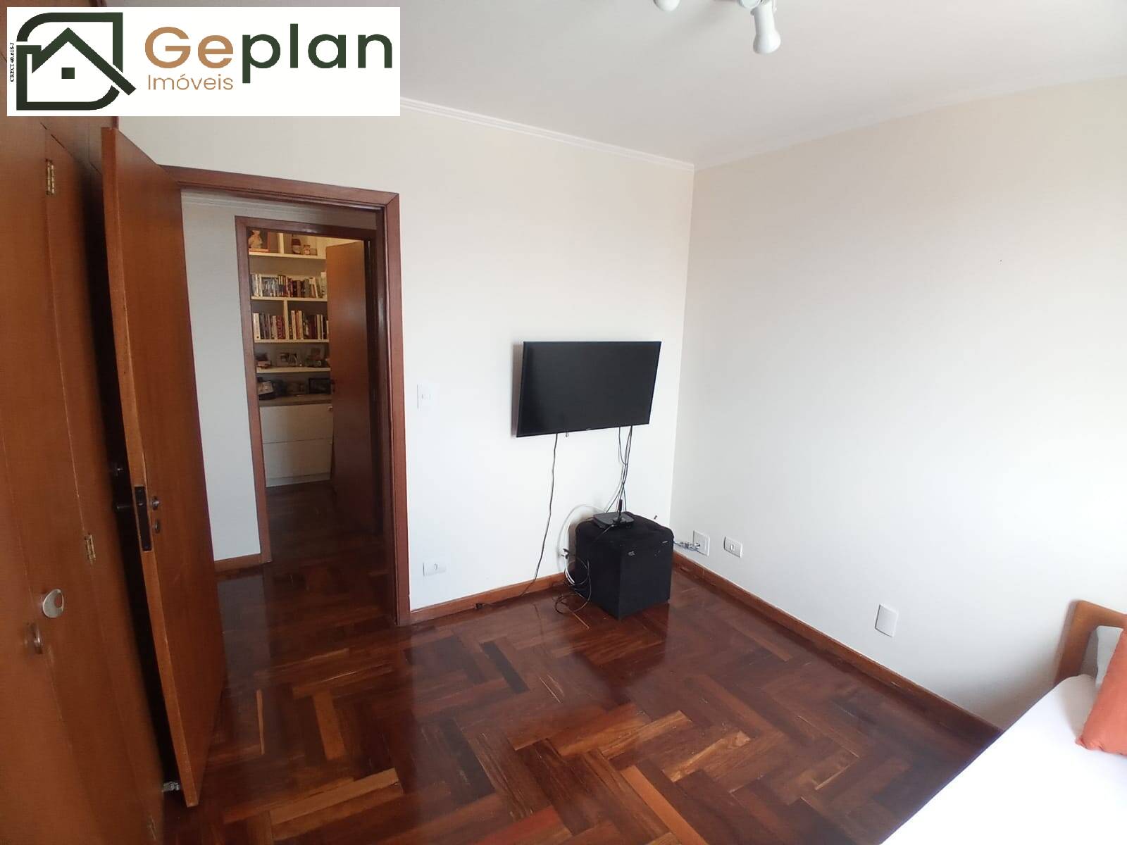 Apartamento à venda com 3 quartos, 200m² - Foto 27