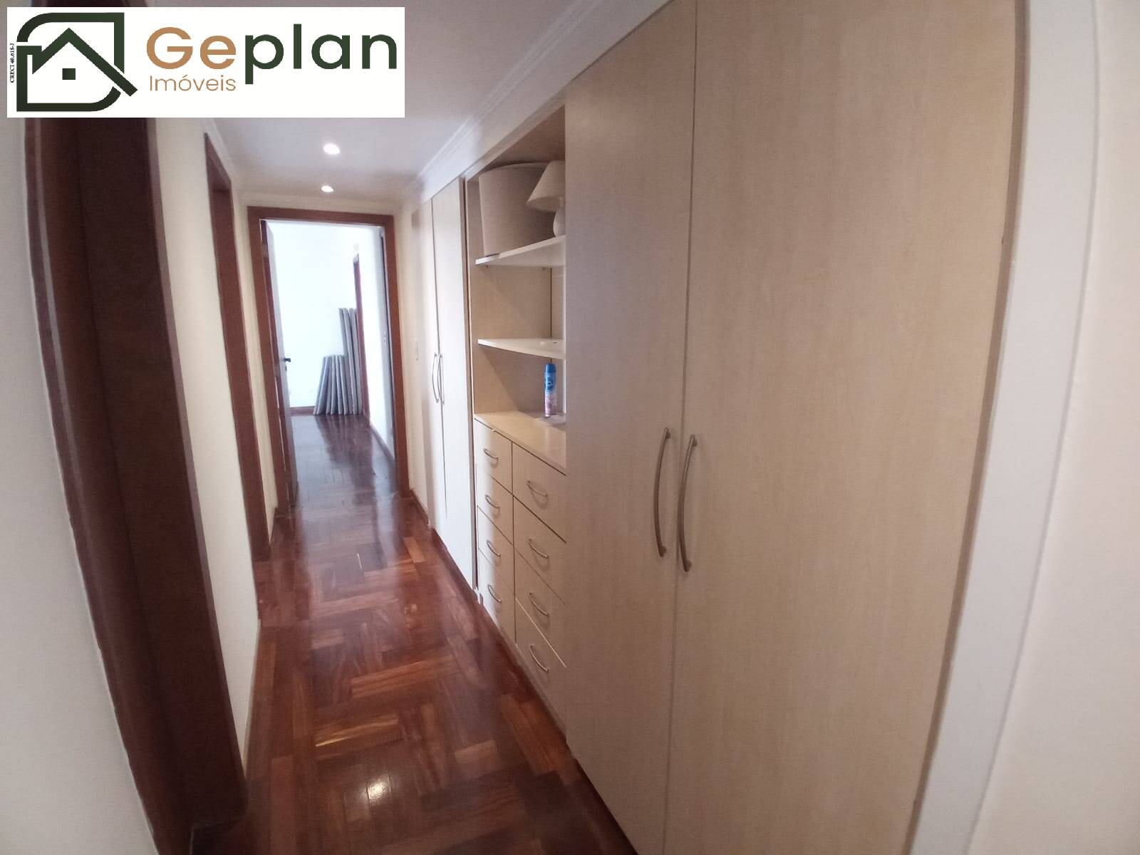 Apartamento à venda com 3 quartos, 200m² - Foto 29