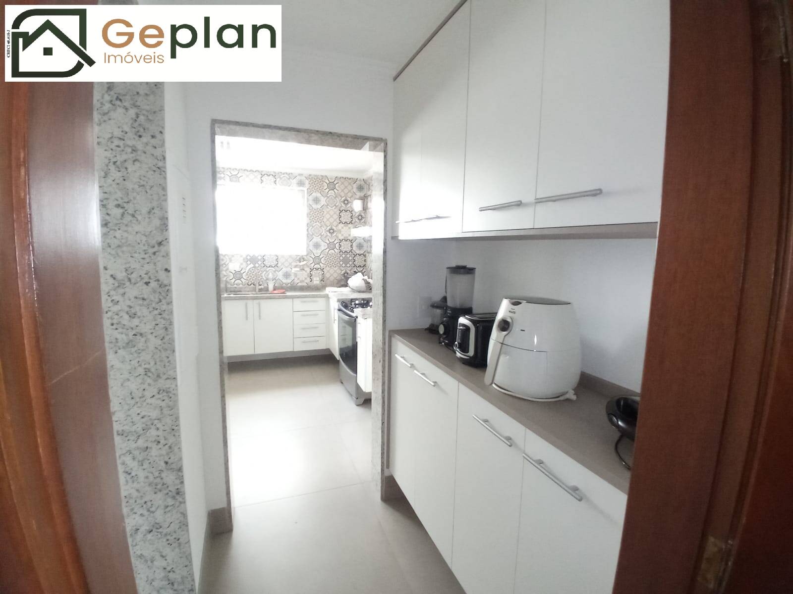 Apartamento à venda com 3 quartos, 200m² - Foto 15