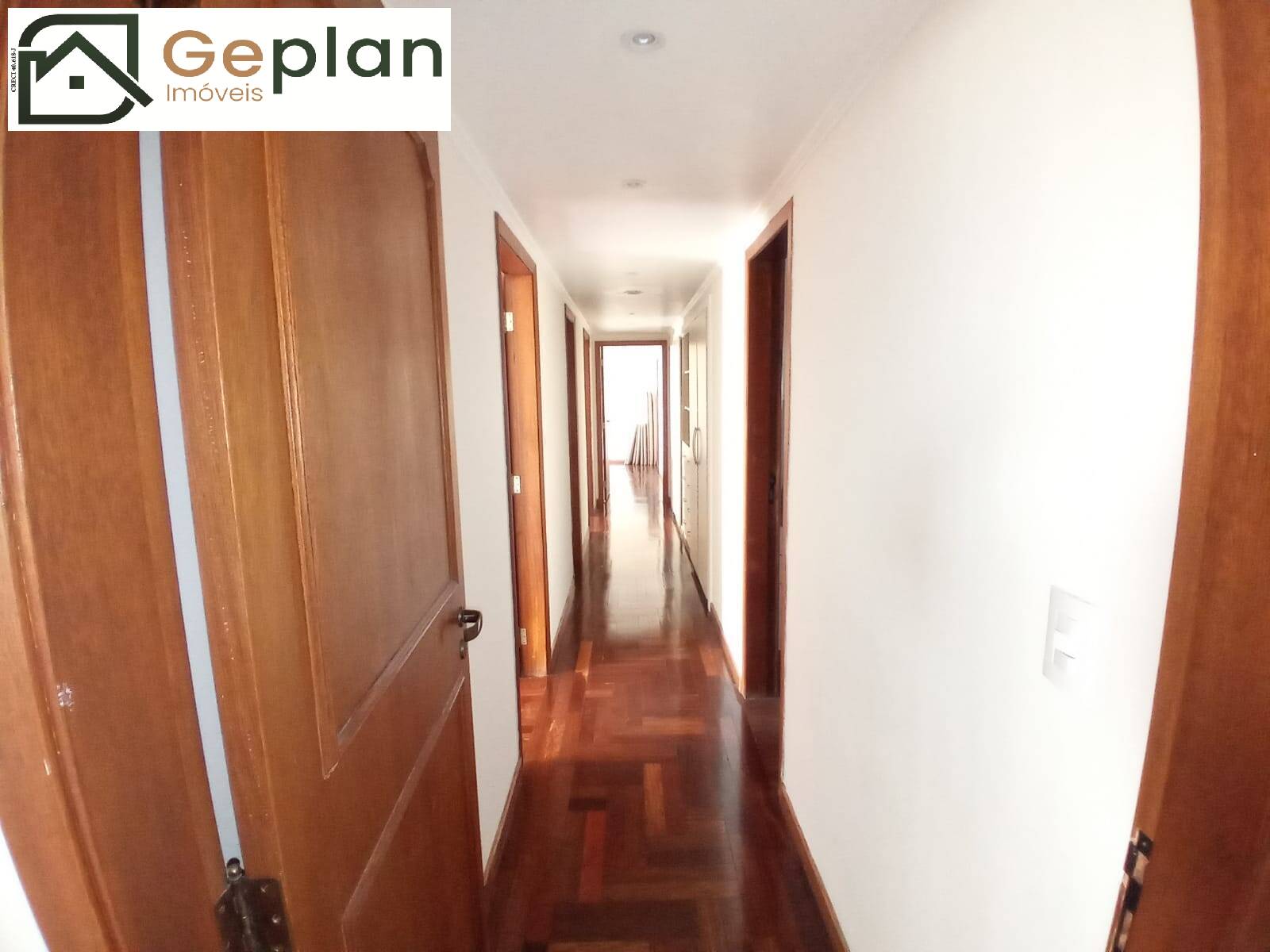 Apartamento à venda com 3 quartos, 200m² - Foto 24