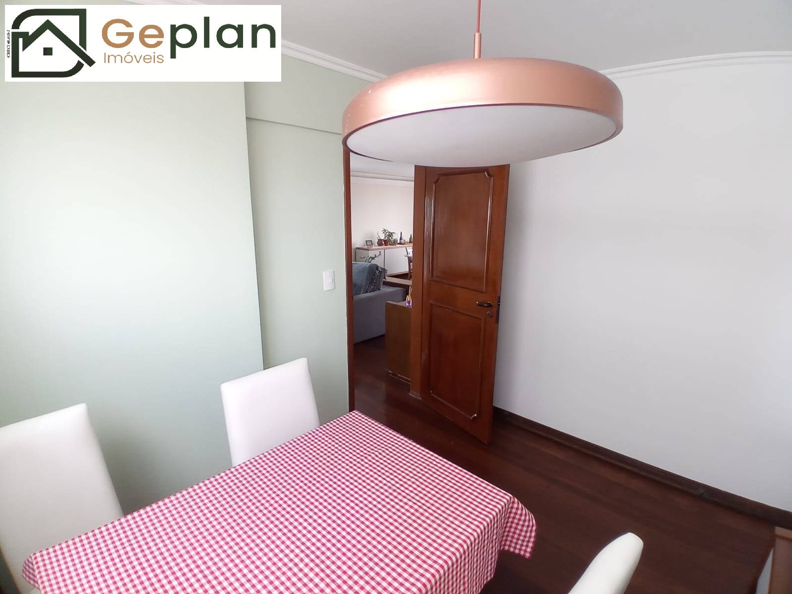 Apartamento à venda com 3 quartos, 200m² - Foto 9