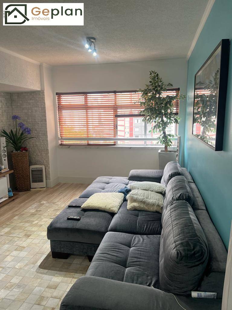 Apartamento à venda com 3 quartos, 115m² - Foto 3