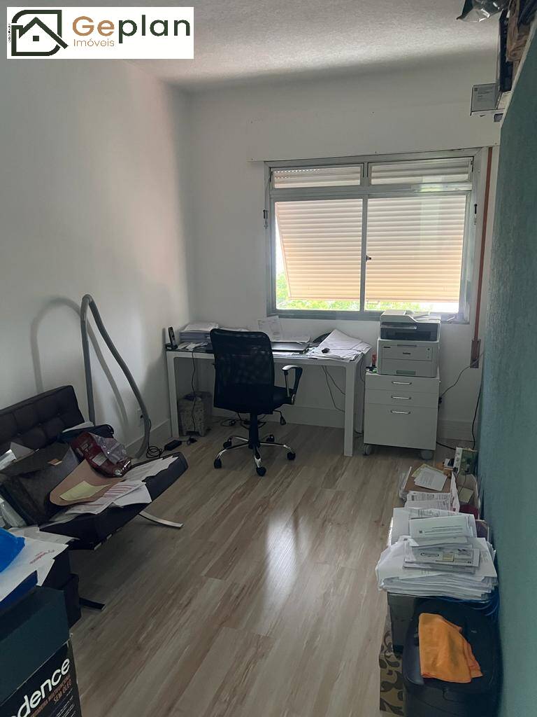 Apartamento à venda com 3 quartos, 115m² - Foto 18