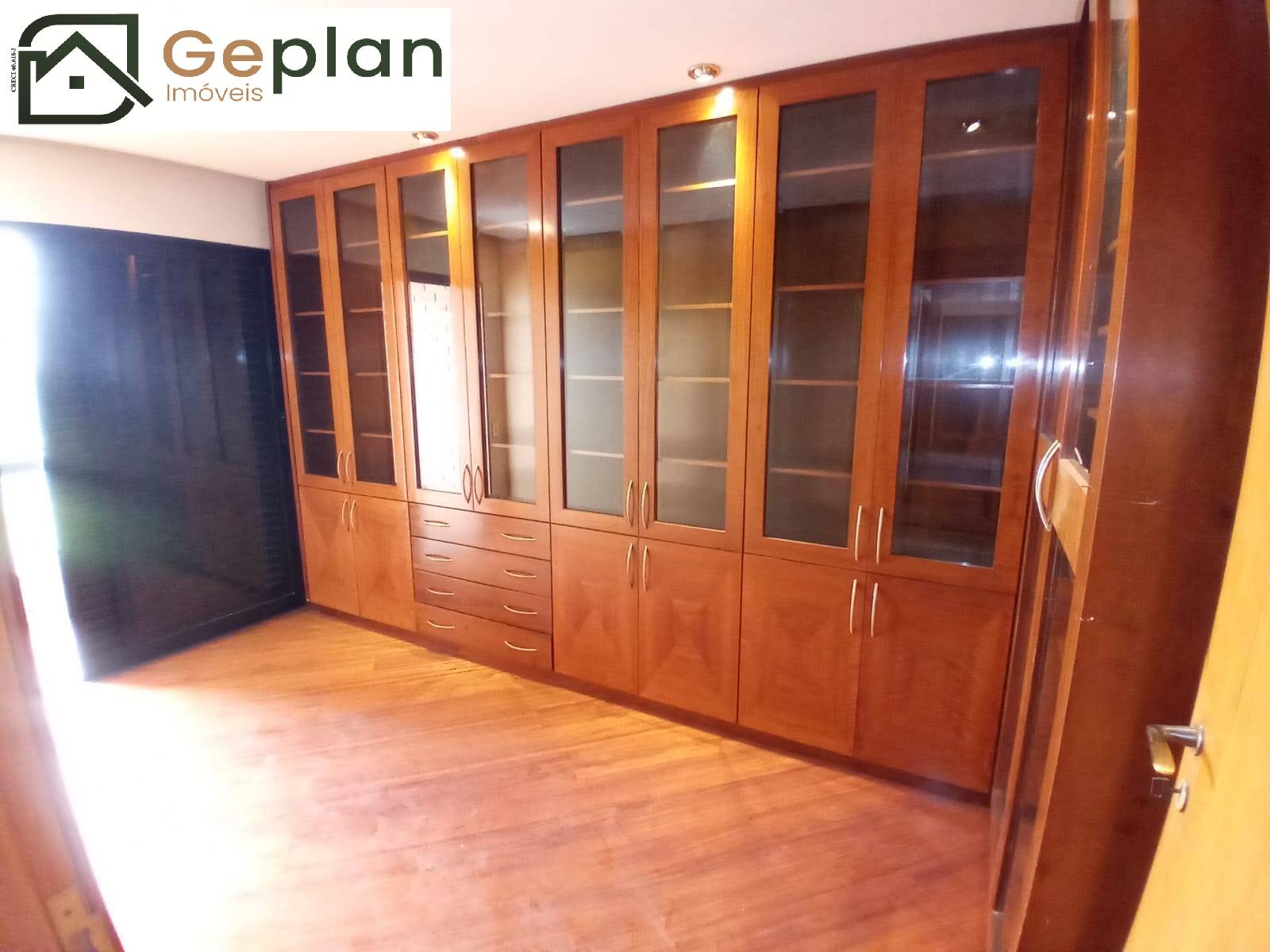 Apartamento à venda e aluguel com 4 quartos, 198m² - Foto 18