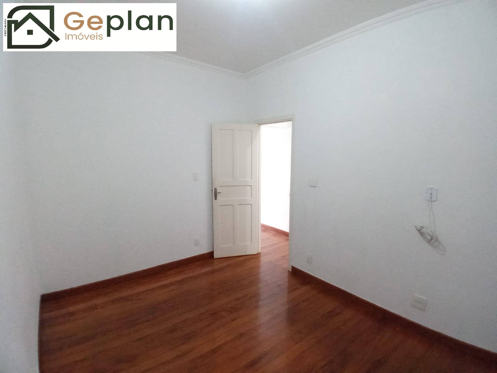 Casa para alugar com 2 quartos, 130m² - Foto 14