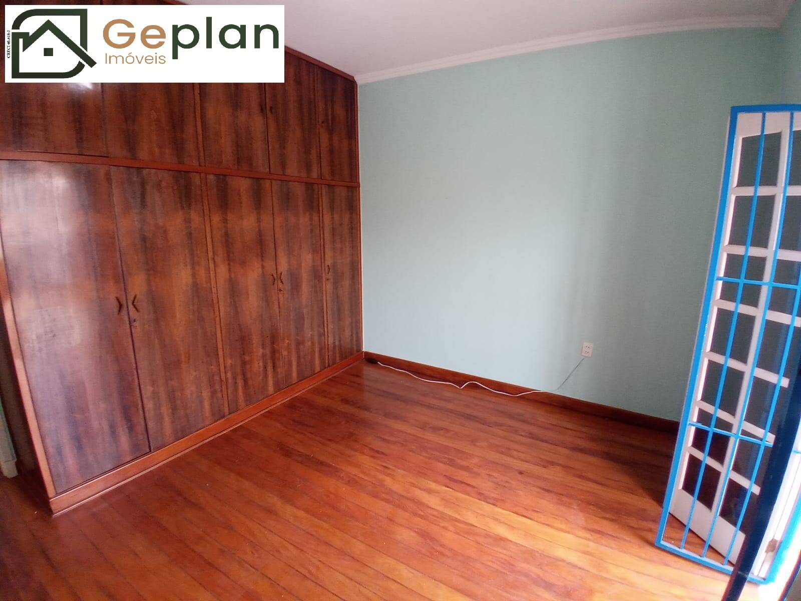 Casa para alugar com 2 quartos, 130m² - Foto 5