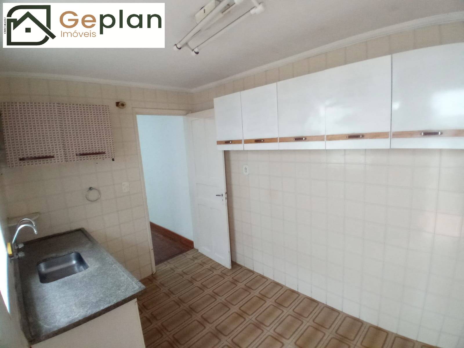 Casa para alugar com 2 quartos, 130m² - Foto 17