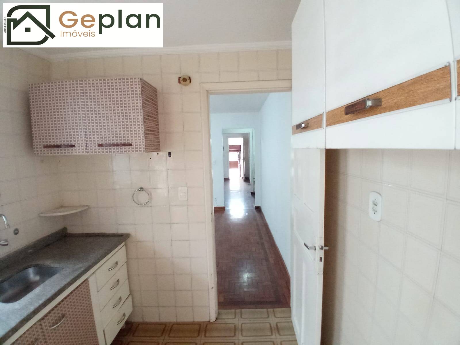 Casa para alugar com 2 quartos, 130m² - Foto 18