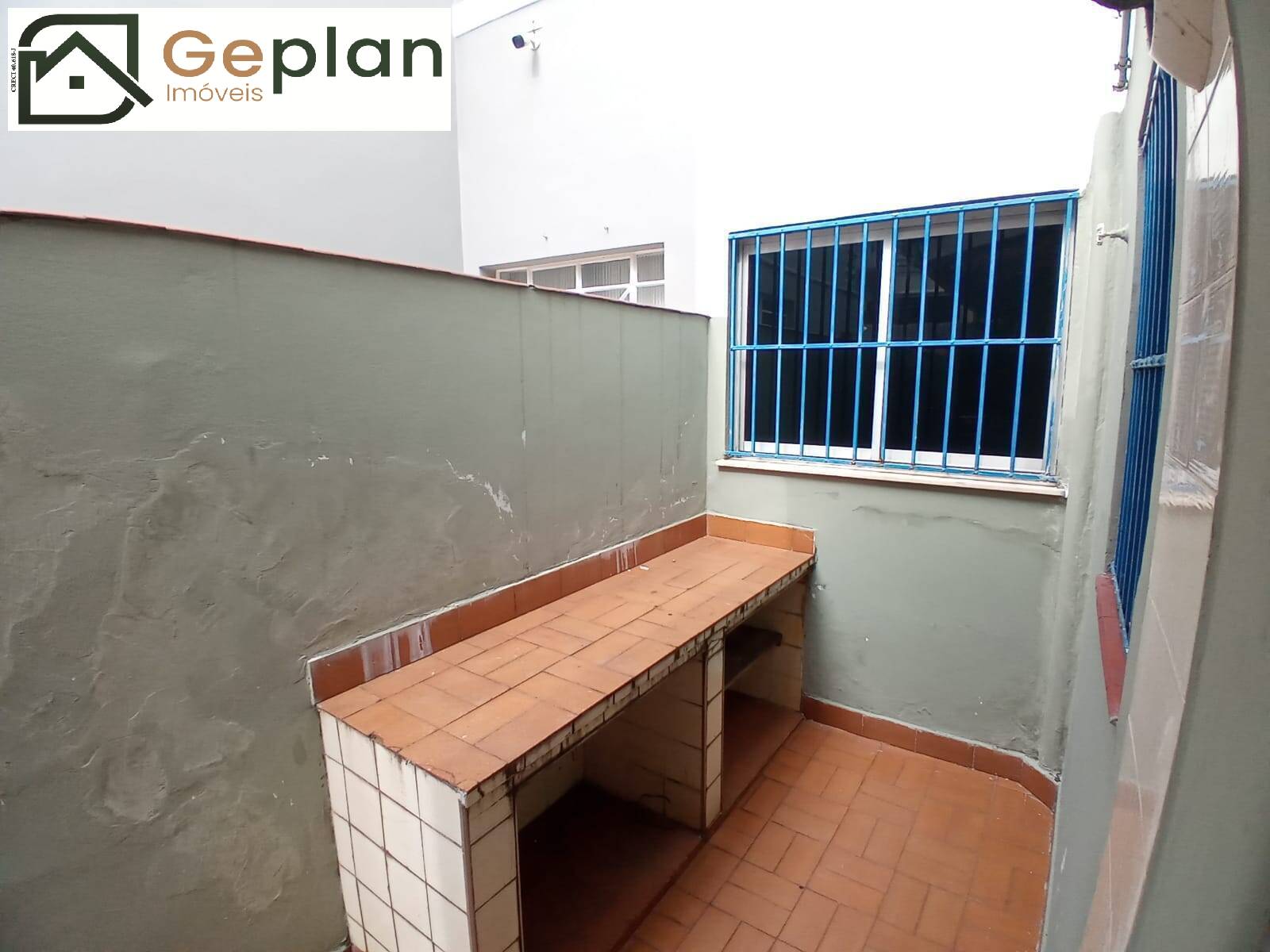 Casa para alugar com 2 quartos, 130m² - Foto 19