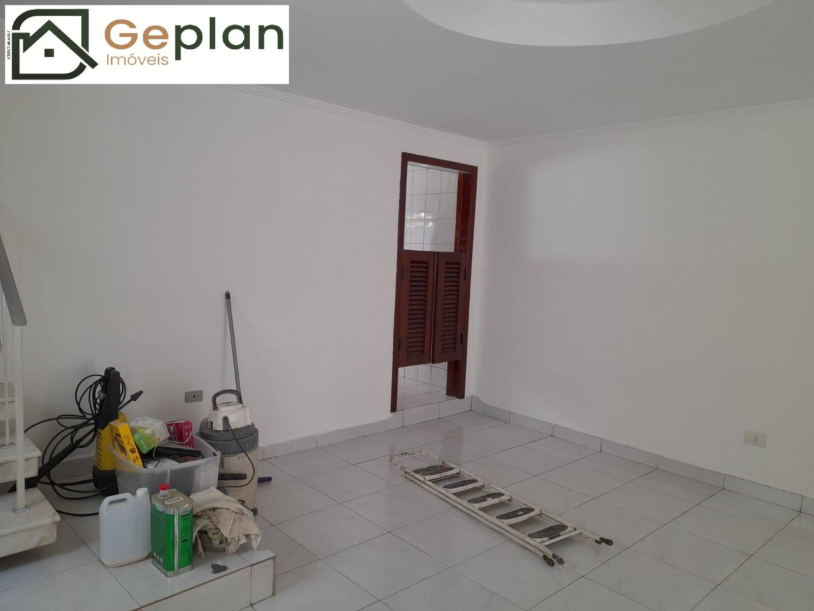 Casa à venda com 3 quartos, 180m² - Foto 14