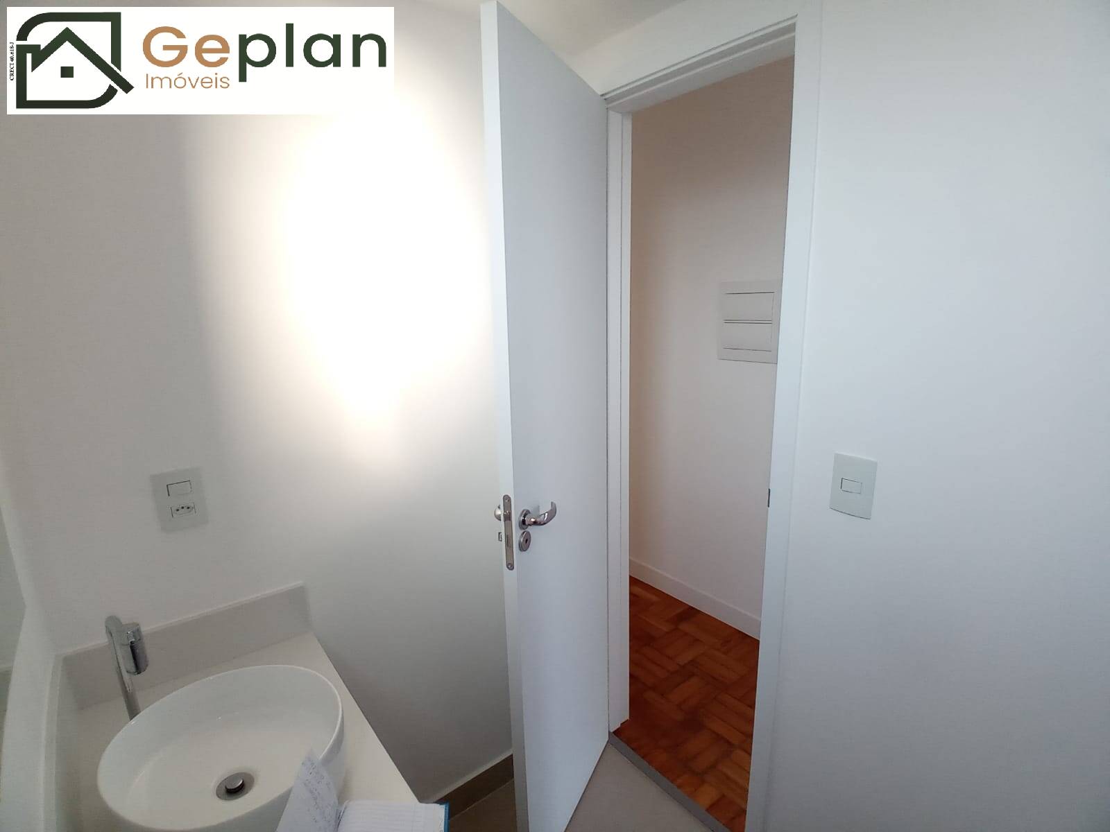 Apartamento à venda e aluguel com 2 quartos, 56m² - Foto 12