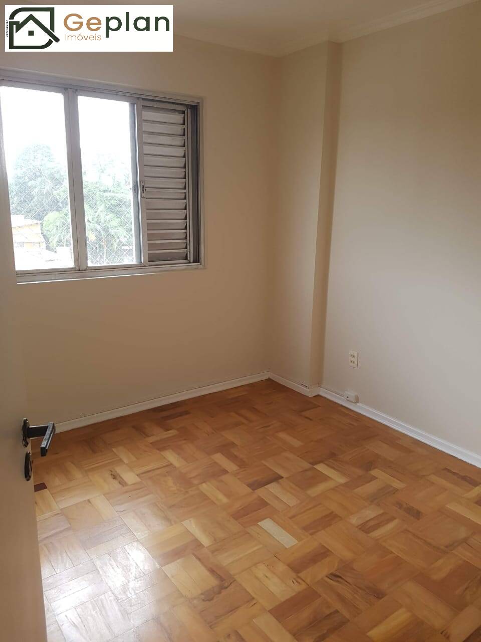 Apartamento à venda com 3 quartos, 75m² - Foto 7