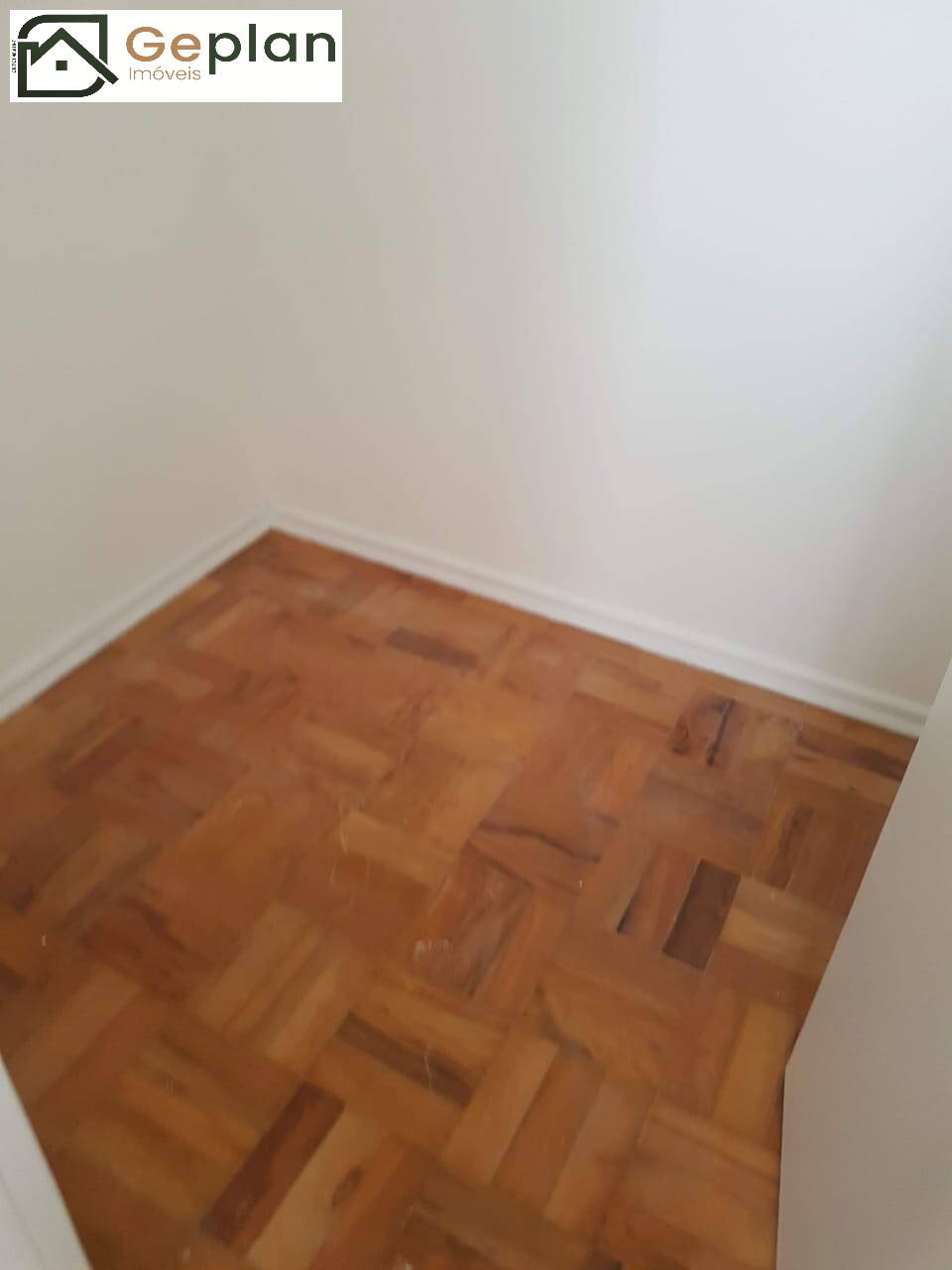 Apartamento à venda com 3 quartos, 75m² - Foto 11