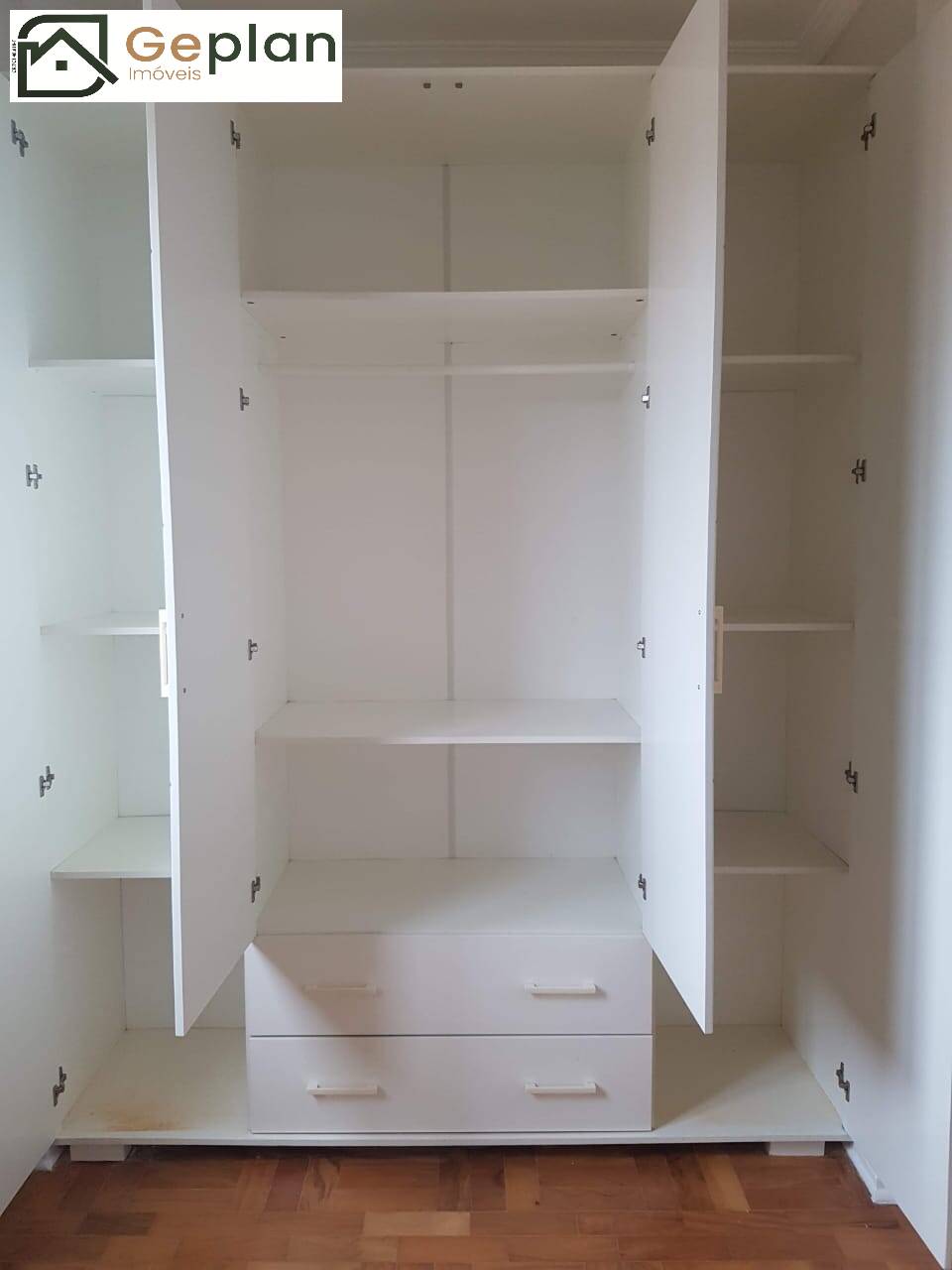 Apartamento à venda com 3 quartos, 75m² - Foto 17