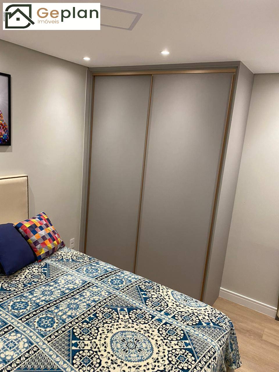 Apartamento à venda com 2 quartos, 32m² - Foto 13