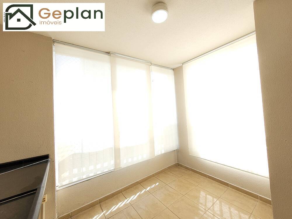 Apartamento à venda com 2 quartos, 60m² - Foto 7