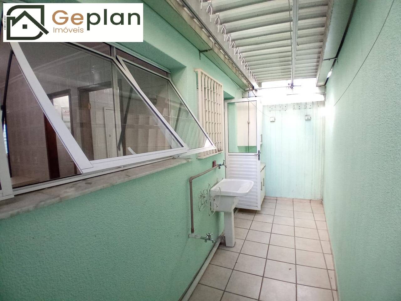 Casa de Condomínio à venda com 3 quartos, 250m² - Foto 67