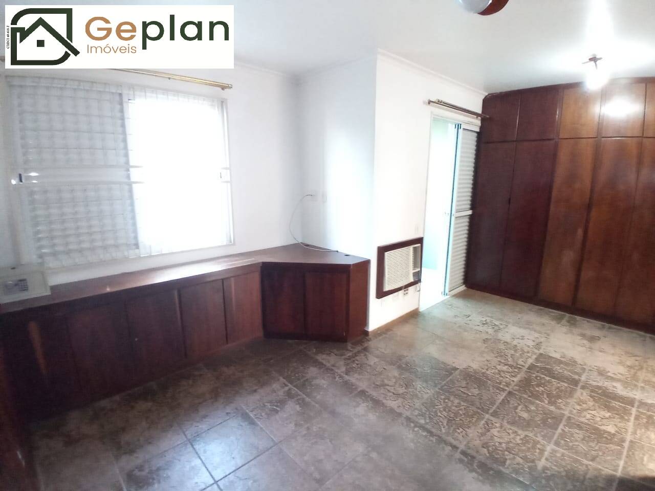 Casa de Condomínio à venda com 3 quartos, 250m² - Foto 53