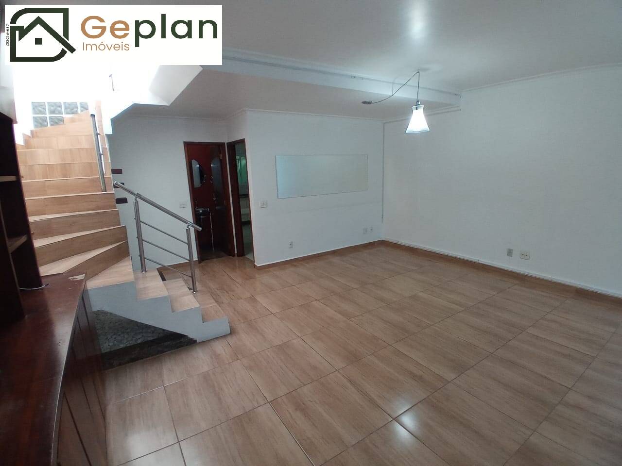 Casa de Condomínio à venda com 3 quartos, 250m² - Foto 4