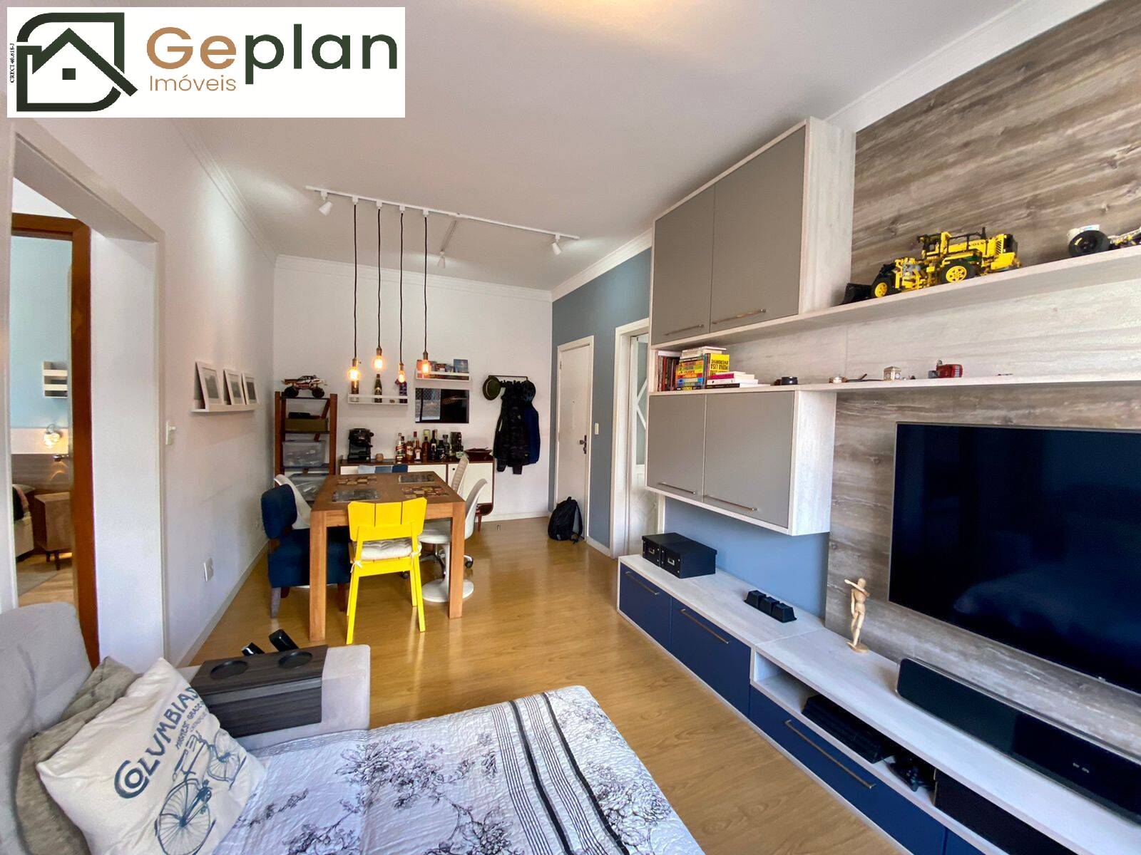 Apartamento à venda com 2 quartos, 62m² - Foto 3