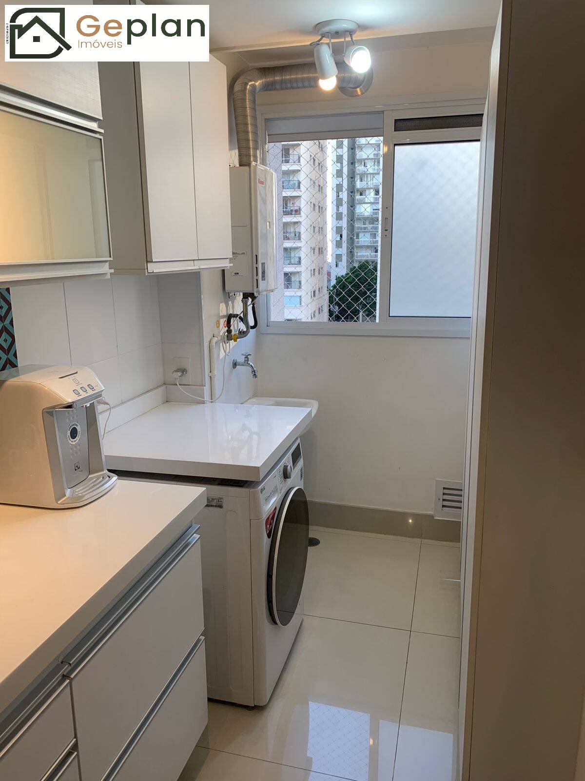 Apartamento à venda com 2 quartos, 64m² - Foto 20