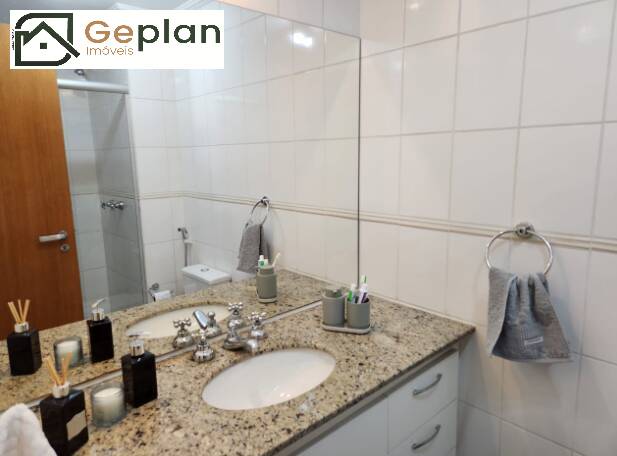 Apartamento à venda com 3 quartos, 81m² - Foto 29