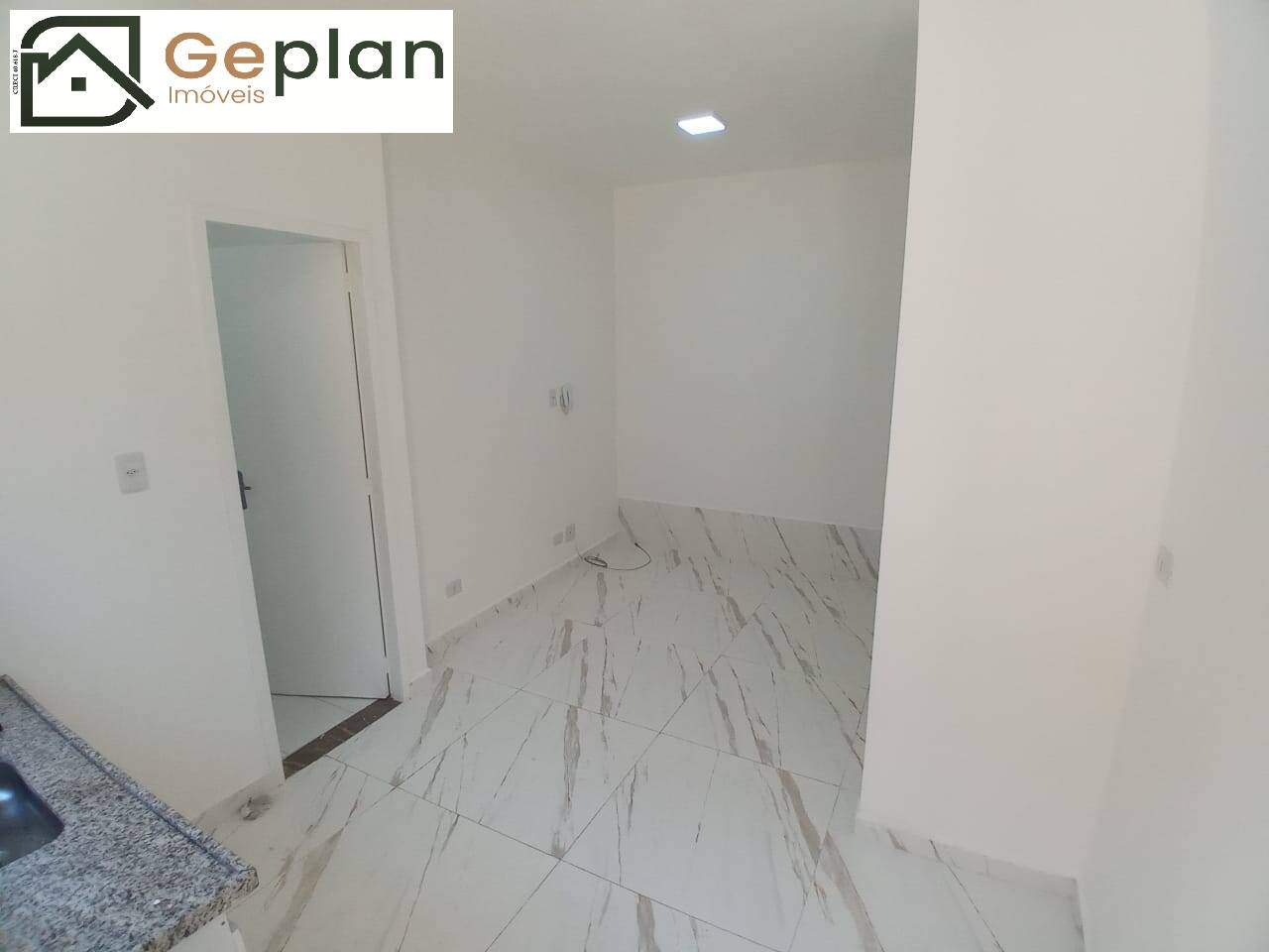 Apartamento para alugar com 1 quarto, 32m² - Foto 1