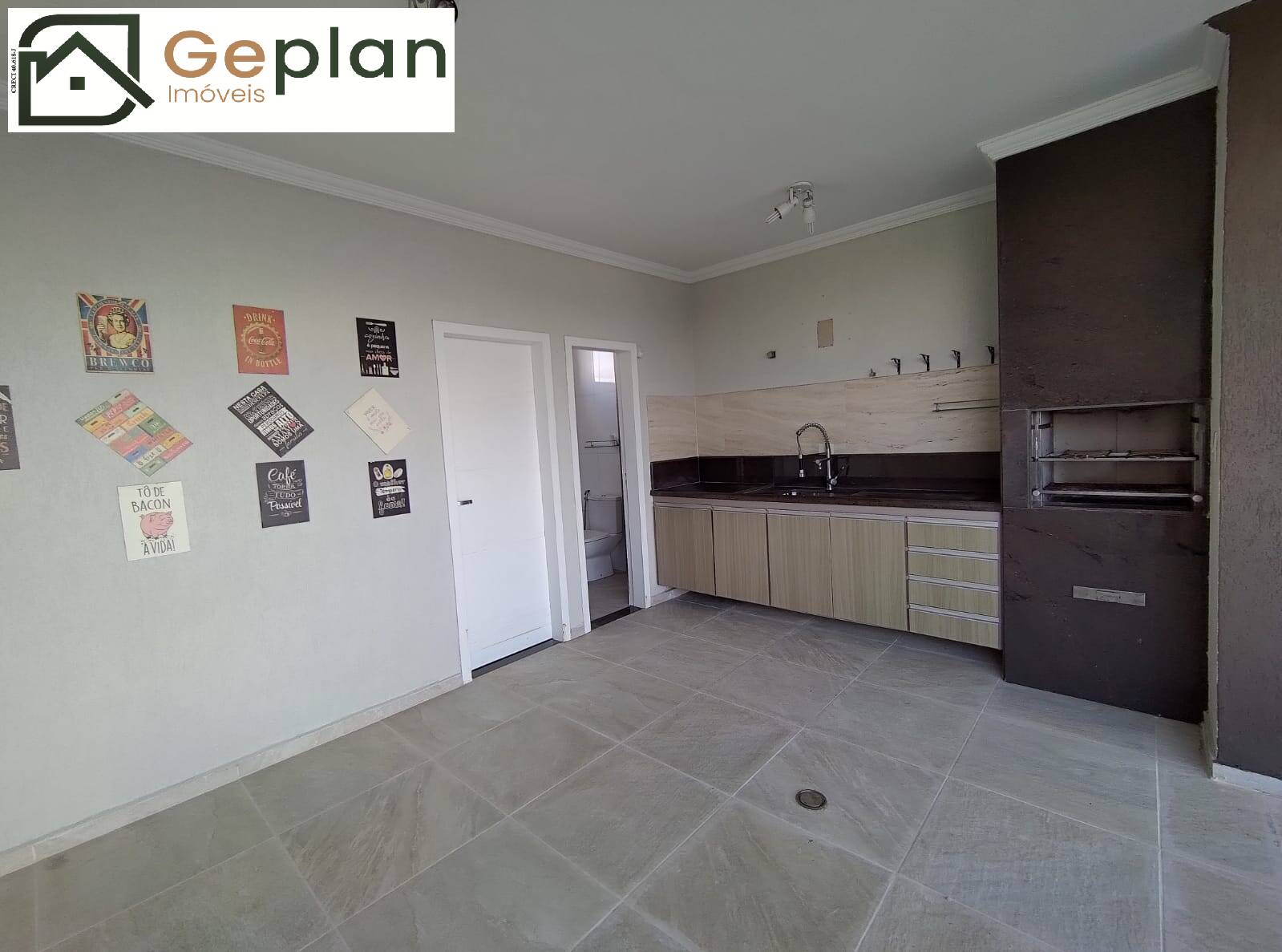 Casa à venda com 3 quartos, 220m² - Foto 33