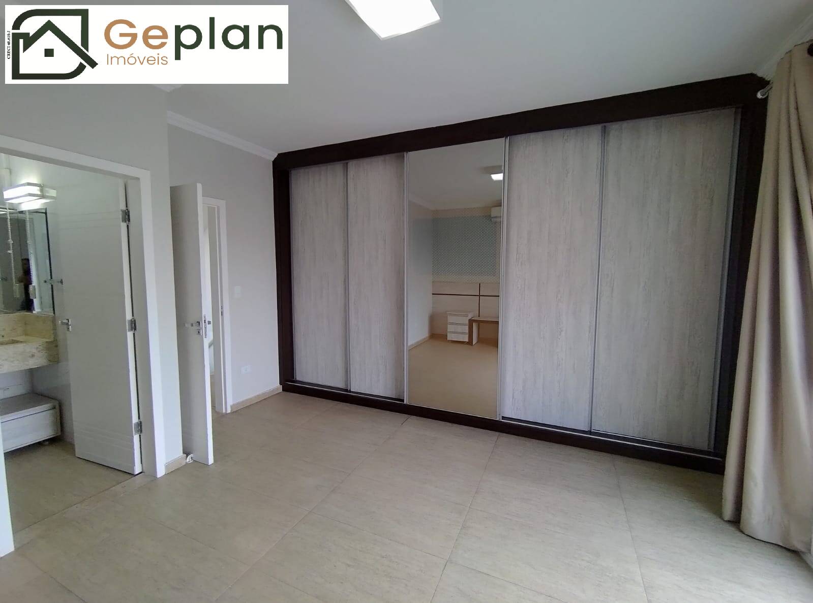 Casa à venda com 3 quartos, 220m² - Foto 30