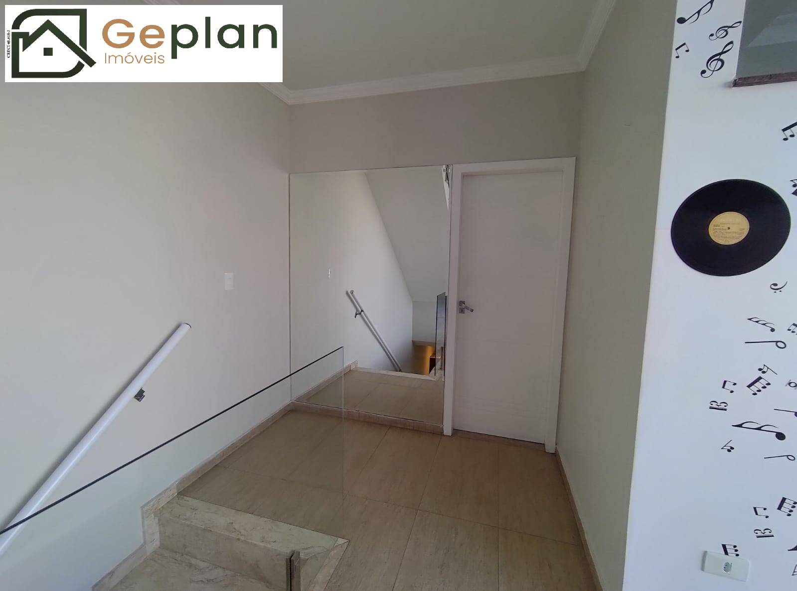 Casa à venda com 3 quartos, 220m² - Foto 15