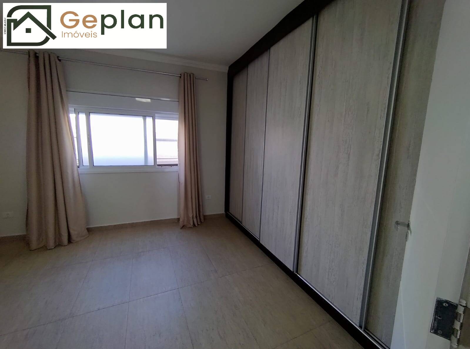 Casa à venda com 3 quartos, 220m² - Foto 22