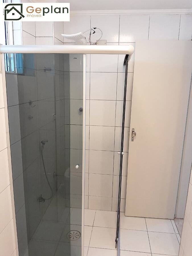 Apartamento para alugar com 3 quartos, 97m² - Foto 4