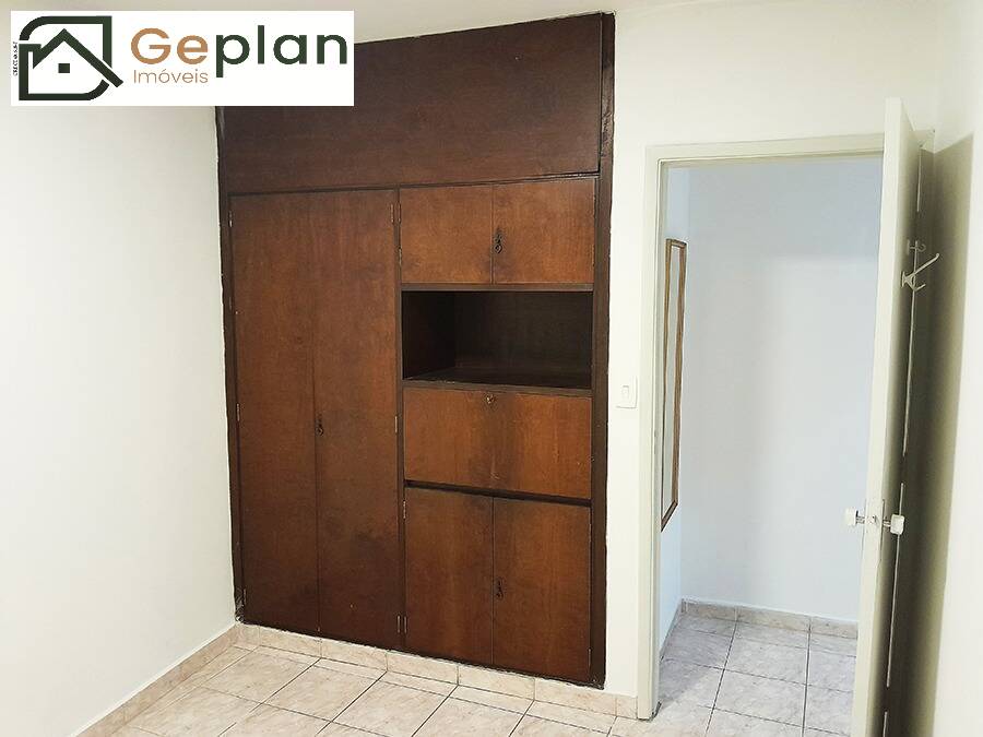 Apartamento para alugar com 3 quartos, 97m² - Foto 9