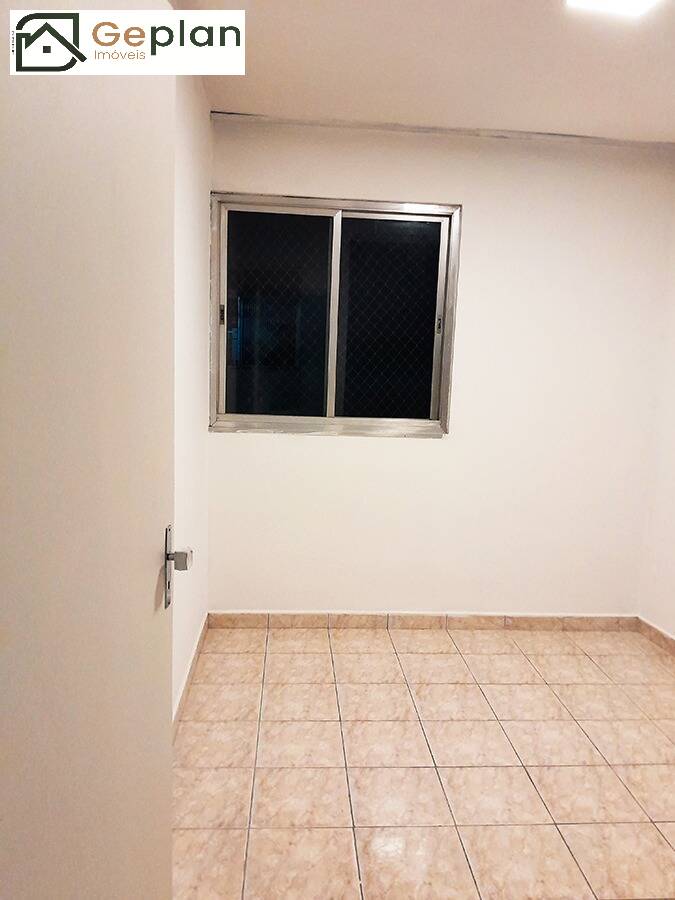 Apartamento para alugar com 3 quartos, 97m² - Foto 13