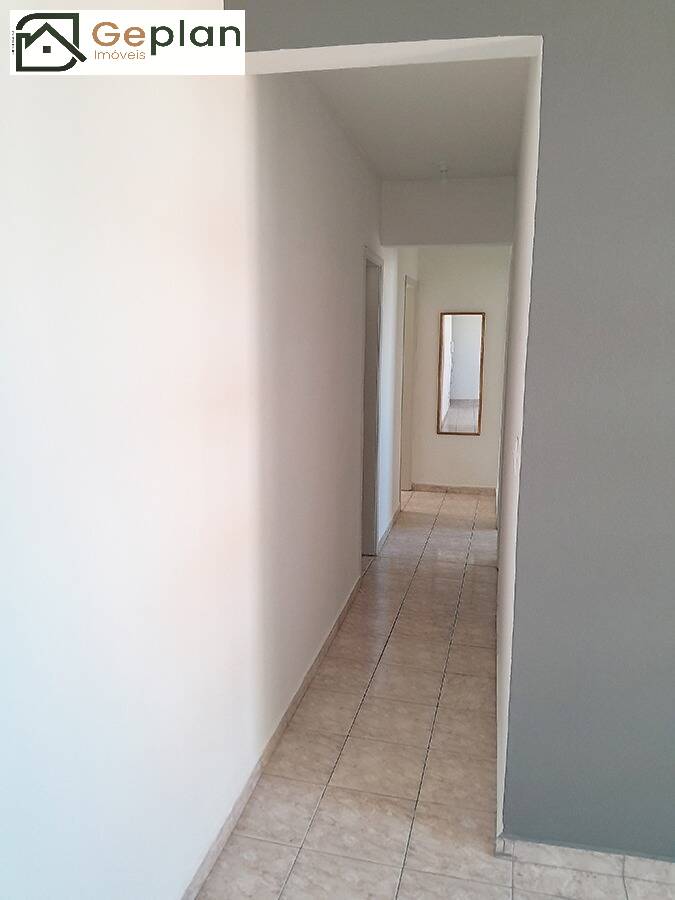 Apartamento para alugar com 3 quartos, 97m² - Foto 17